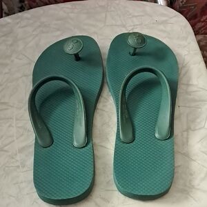 Gurus Sandals